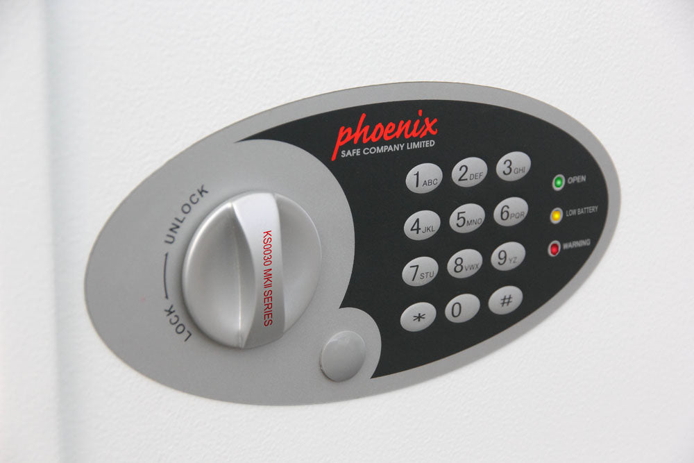 Phoenix Cygnus Key Deposit Safes 300–700 Key | SafeFort